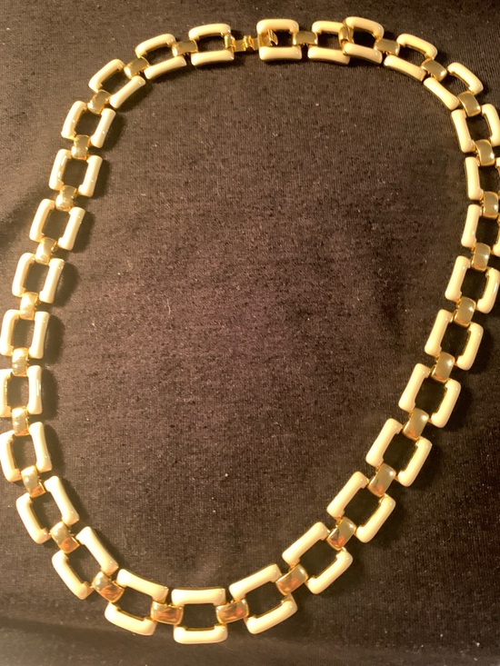 Jewelry - Gold and Cream Link Necklace - Women's Fashion Jewelry